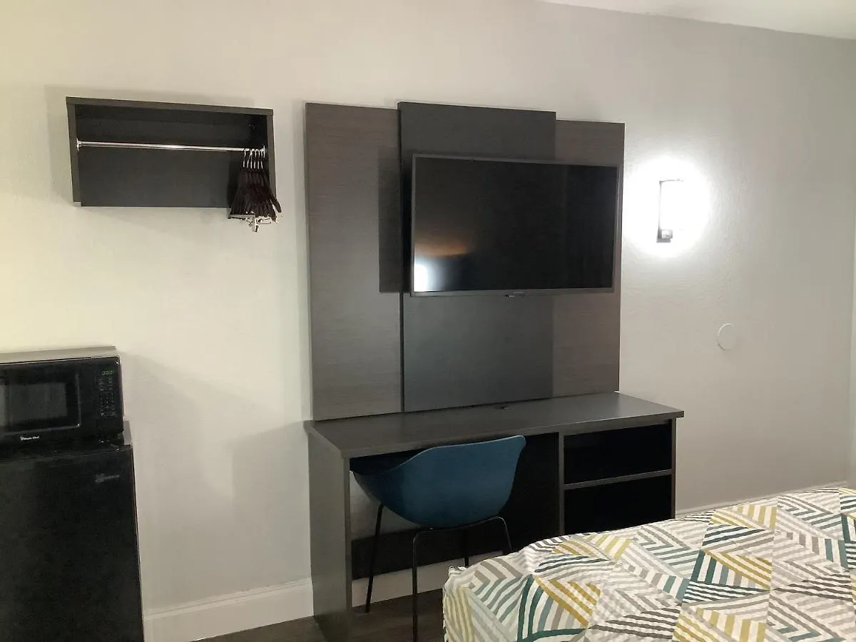 ** Hotel Motel 6-Memphis, Tn - East United States