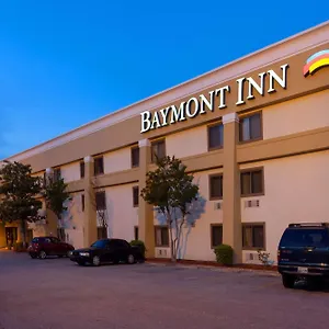 Hotel Baymont By Wyndham East