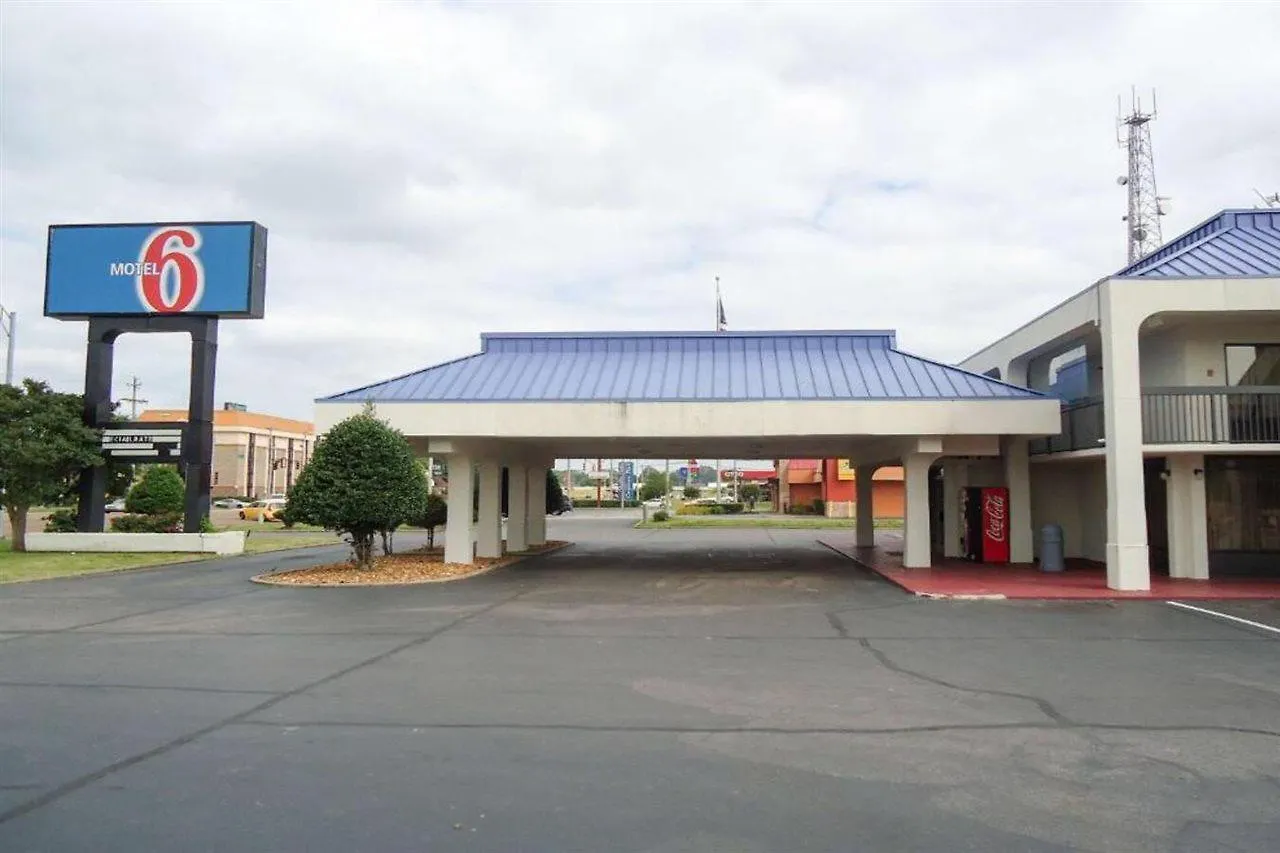 Motel 6-Memphis, Tn - East Hotel