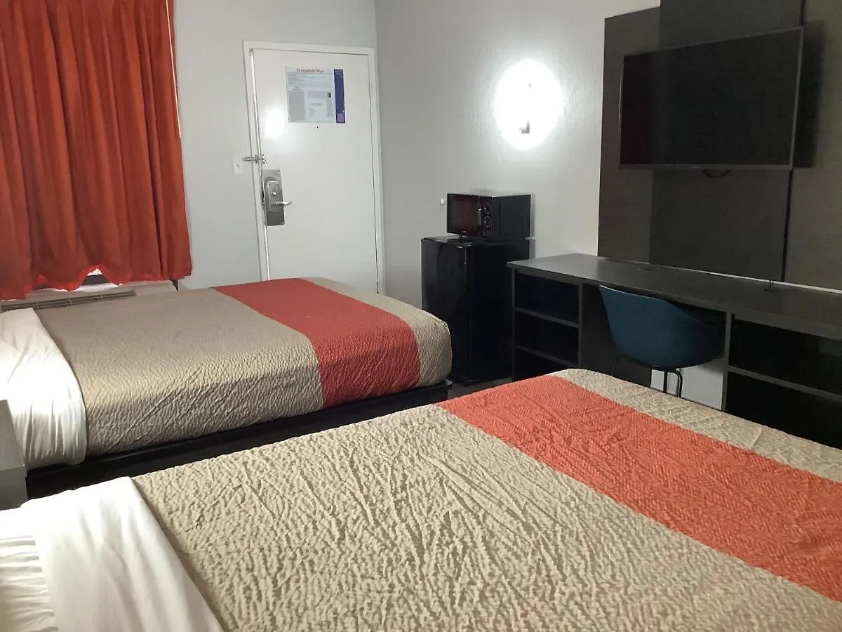 Motel 6-Memphis, Tn - East 2*, Memphis